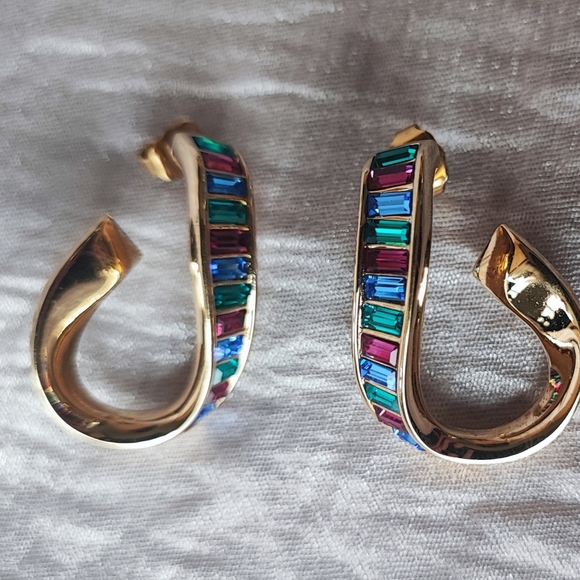 Swarovski Signed Baguette Multi Color Rhinestone Curled Gold Tone Hoop Earrings - Picture 4 of 12